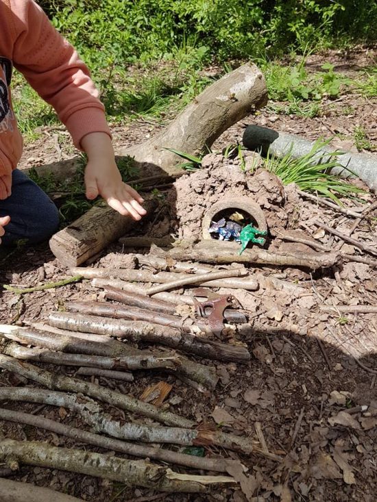 9 reasons why outdoor learning is so important - Yellow Door